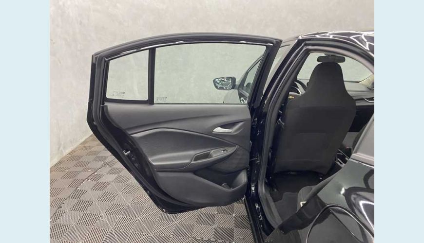 CHEVROLET ONIX PLUS LT 1.0 - PRETO - 2023 Foto 9 (Grande)