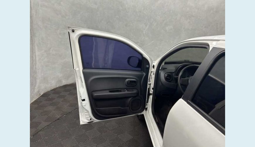 FIAT MOBI LIKE 1.0 FLEX - BRANCO - 2022 Foto 9 (Grande)