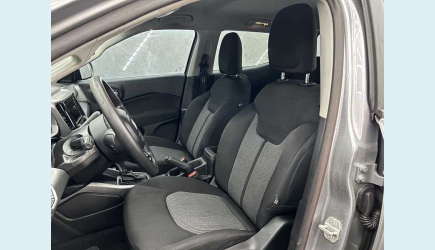 FIAT TORO ENDURANCE 1.3 TURBO 270 - PRATA - 2025 Foto 9 (Grande)