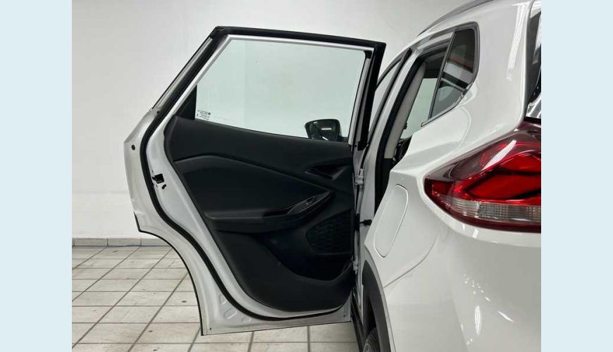 CHEVROLET TRACKER PREMIER 1.2 TURBO (AUT.) - BRANCO - 2025 Foto 9 (Grande)