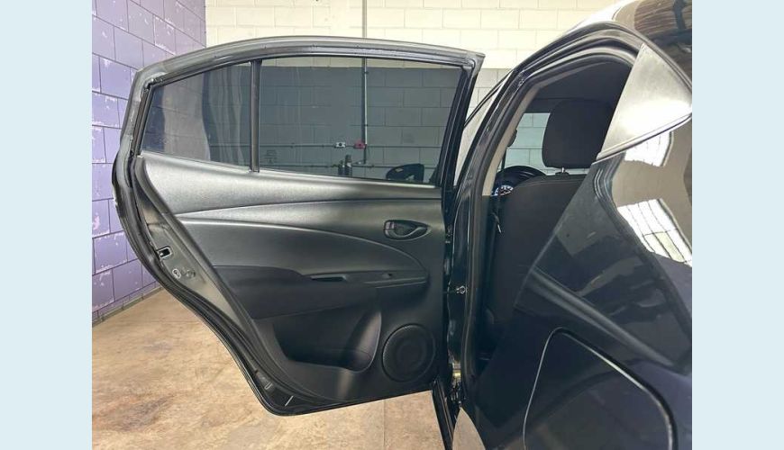 TOYOTA YARIS SEDAN XL 1.5 FLEX 16V 4P AUT. - PRETO - 2023 Foto 9 (Grande)