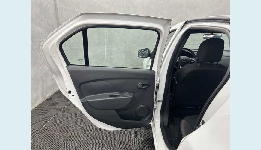 RENAULT LOGAN ZEN 1.0 - BRANCO - 2024 Foto 9 (Grande)