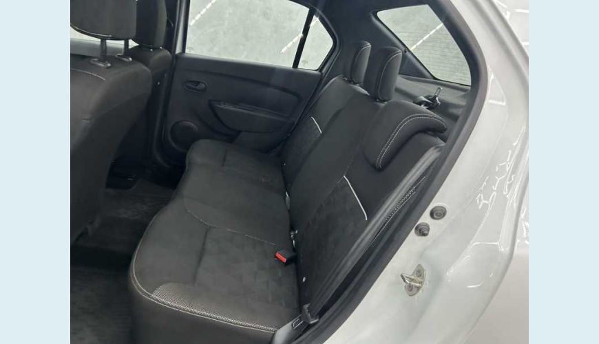 RENAULT LOGAN ZEN 1.0 - BRANCO - 2025 Foto 9 (Grande)