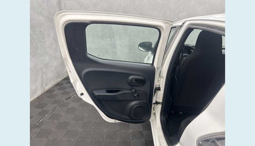 FIAT MOBI LIKE 1.0 FLEX - BRANCO - 2020 Foto 9 (Grande)