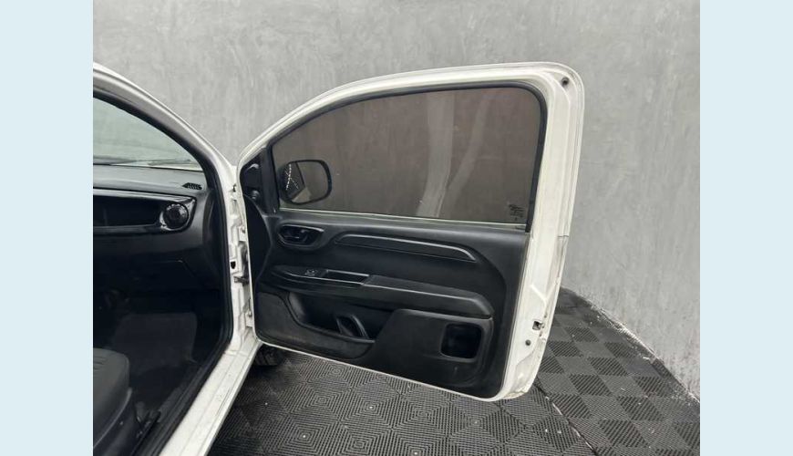 FIAT FIORINO 1.4 ENDURANCE FLEX - BRANCO - 2023 Foto 9 (Grande)
