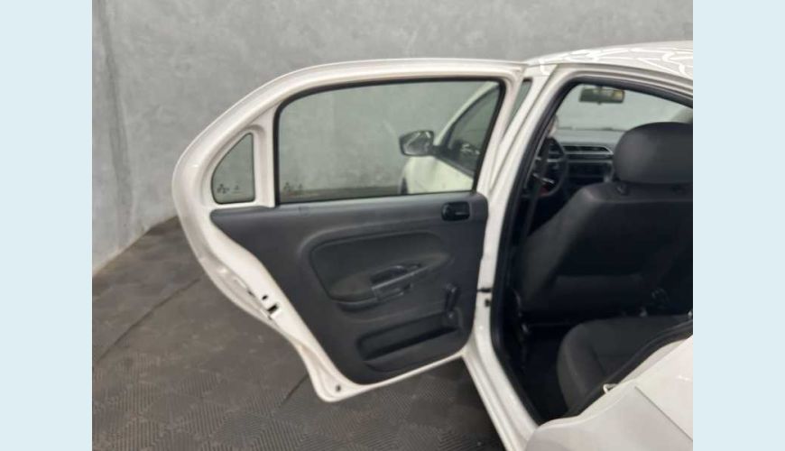 VOLKSWAGEN VOYAGE 1.0 MPI FLEX - BRANCO - 2023 Foto 9 (Grande)