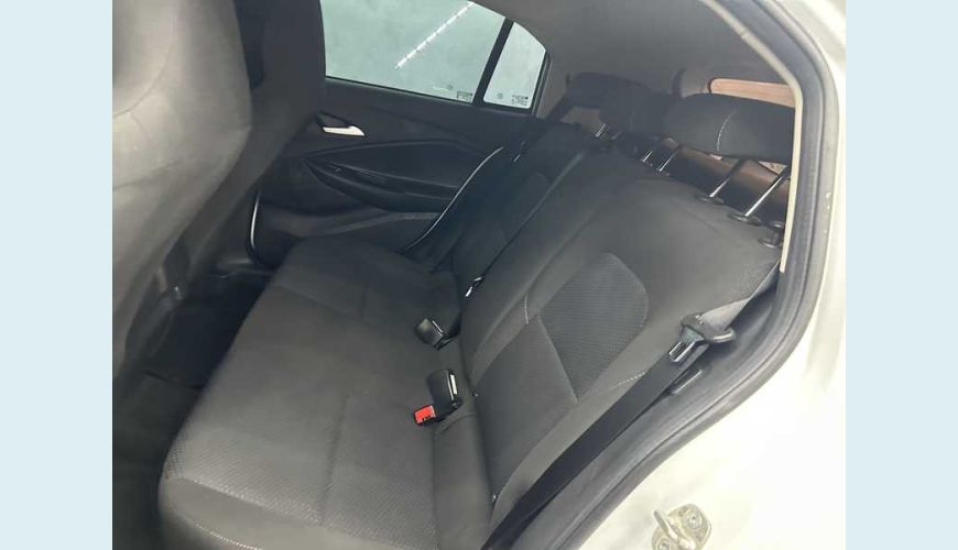 CHEVROLET ONIX LT 1.0 TURBO (AUT.) - BRANCO - 2024 Foto 9 (Grande)