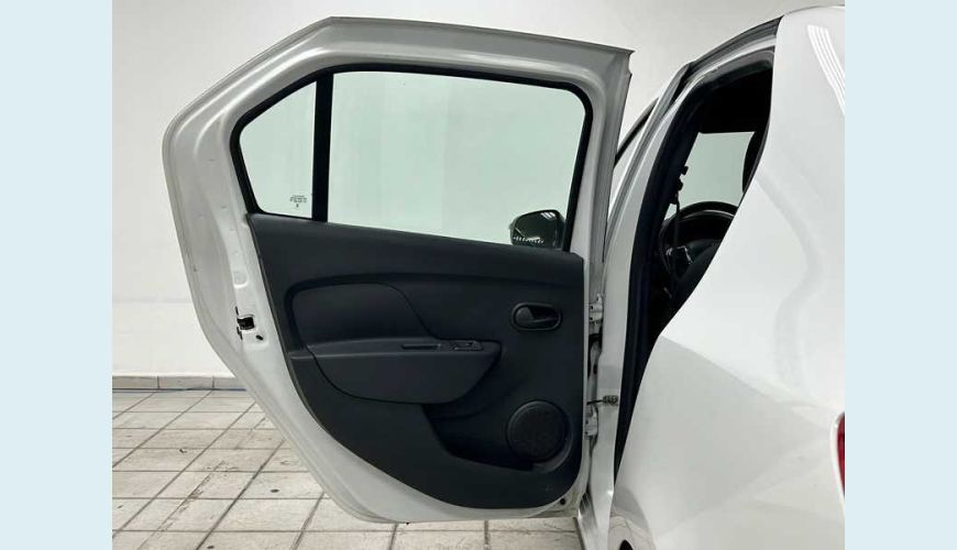 RENAULT LOGAN ZEN 1.0 - BRANCO - 2025 Foto 9 (Grande)
