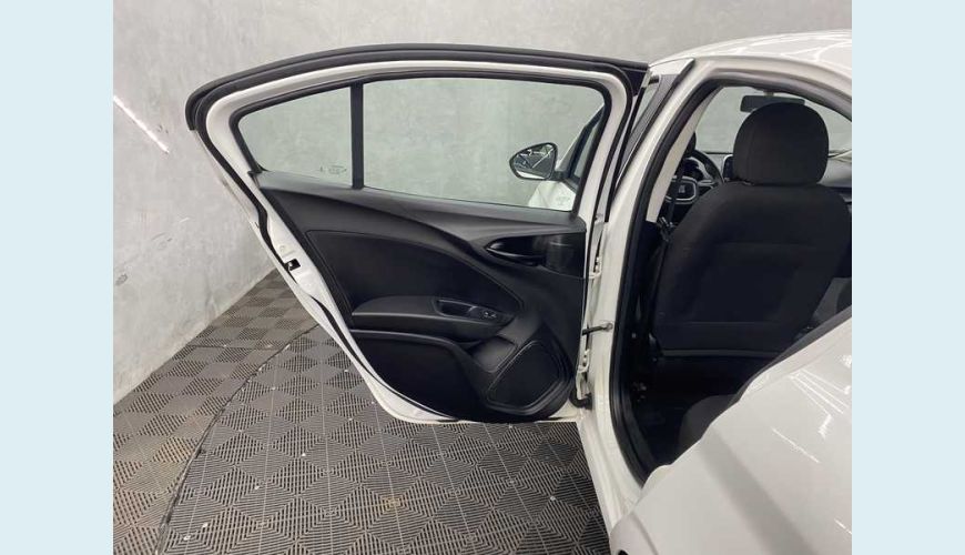 FIAT CRONOS DRIVE 1.0 FLEX MT - BRANCO - 2023 Foto 9 (Grande)