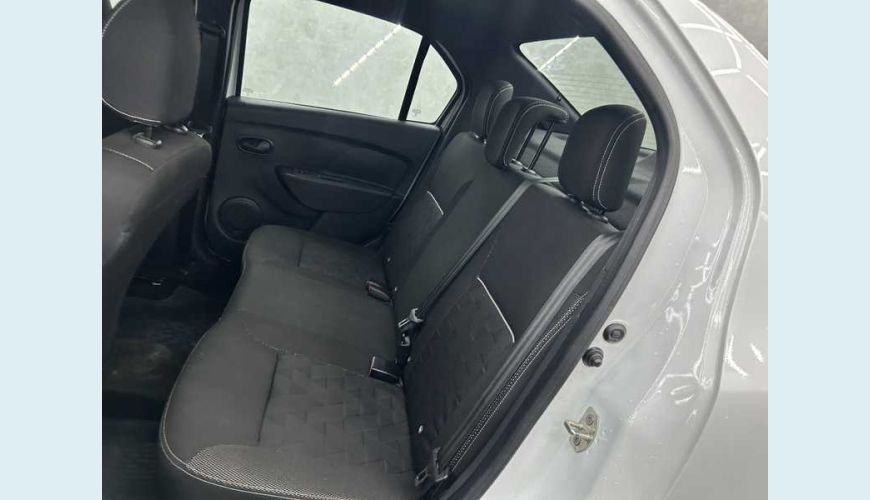 RENAULT LOGAN ZEN 1.0 - BRANCO - 2025 Foto 9 (Grande)
