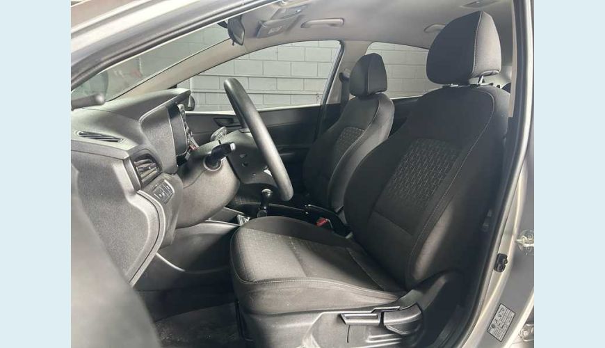 HYUNDAI HB 20 SENSE PLUS 1.0 (MEC.) - PRATA - 2025 Foto 9 (Grande)