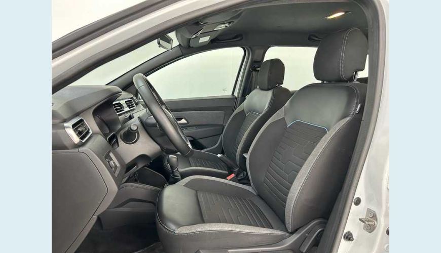RENAULT DUSTER PLUS INTENSE 1.6 (AUT.) - BRANCO - 2025 Foto 9 (Grande)