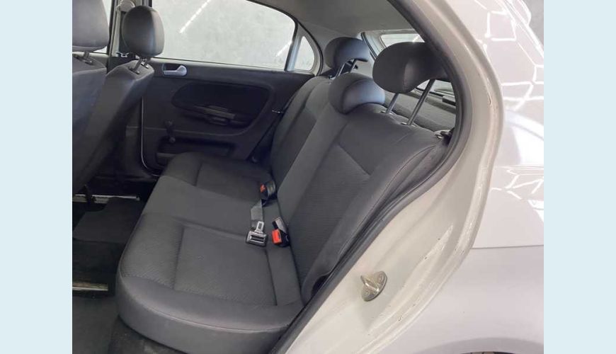 VOLKSWAGEN GOL 1.0 12V FLEX - BRANCO - 2019 Foto 9 (Grande)