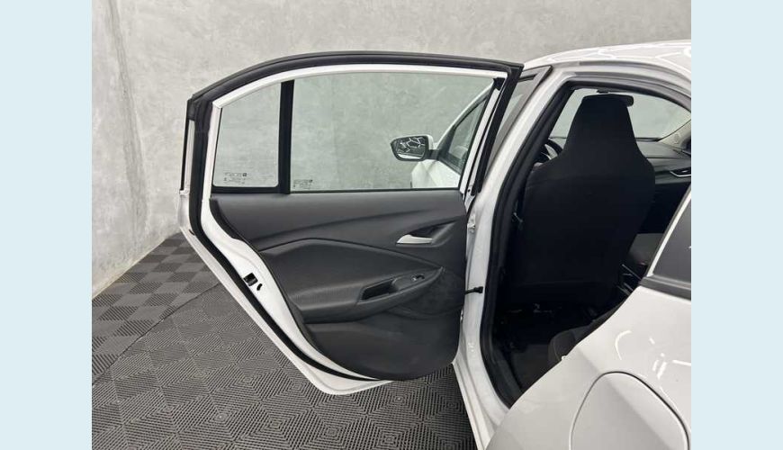 CHEVROLET ONIX LT 1.0 TURBO - BRANCO - 2024 Foto 9 (Grande)