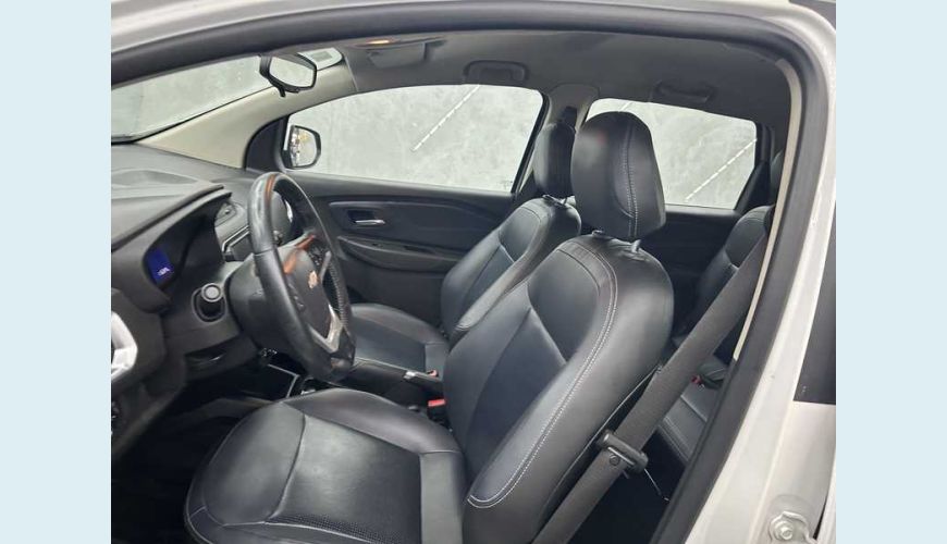 CHEVROLET SPIN PREMIER 1.8 (AUT.) - BRANCO - 2023 Foto 9 (Grande)