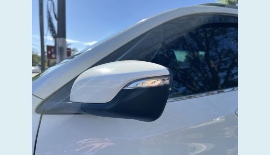 CHEVROLET TRACKER - BRANCO - 2021 Foto 9 (Grande)