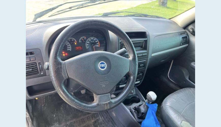 FIAT PALIO - BRANCO - 2005 Foto 9 (Grande)