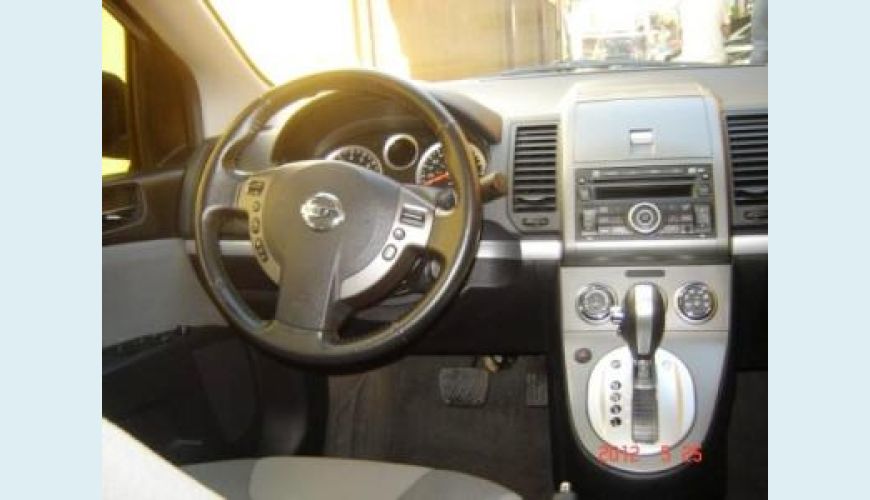 NISSAN SENTRA SL 2.0 AUT. FLEX - PRATA - 2011 Foto 1 (Grande)