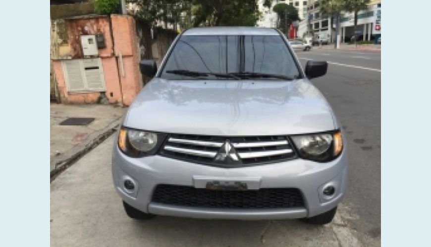 MITSUBISHI L200 TRITON 3.2 GLS 4X4 CD 16V TURBO INTERCOLER DIESEL 4P - PRATA - 2012 Foto 1 (Grande)