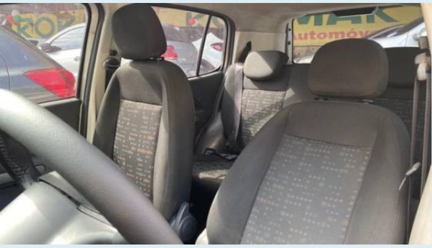 FIAT UNO 1.0 EVO VIVACE 8V FLEX 4P - PRATA - 2014 Foto 1 (Grande)