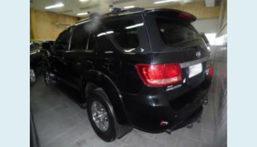 TOYOTA HILUX SW4 3.0 SRV 4X4 16V TURBO INTERCOOLER DIESEL 4P AUT. - PRETO - 2006 Foto 1 (Grande)