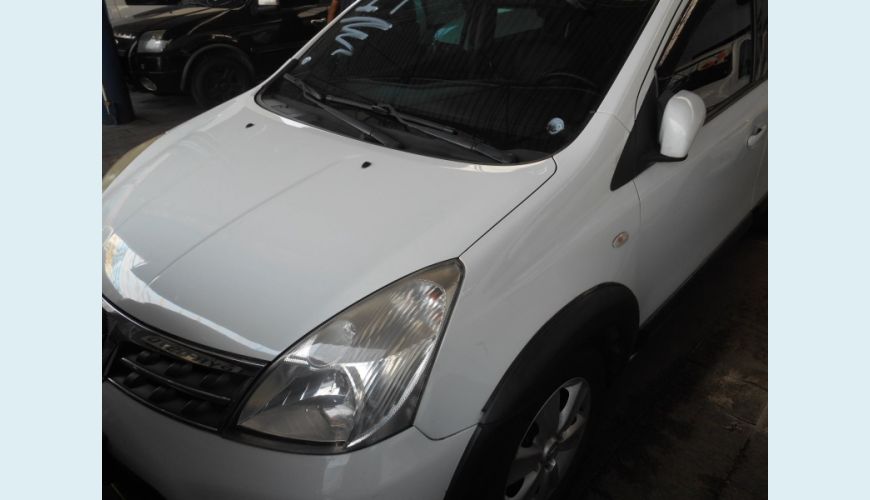 NISSAN LIVINA 1.8 SL X-GEAR 16V FLEX 4P AUT. - BRANCO - 2014 Foto 1 (Grande)