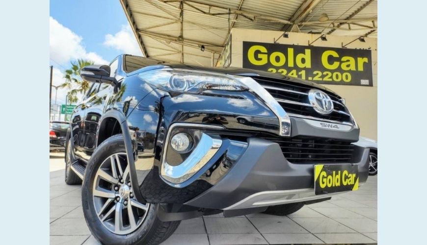 TOYOTA HILUX SW4 2.8 SRX 4X4 7 LUGARES 16V TURBO INTERCOOLER DIESEL 4P AUT. - PRETO - 2016 Foto 1 (Grande)