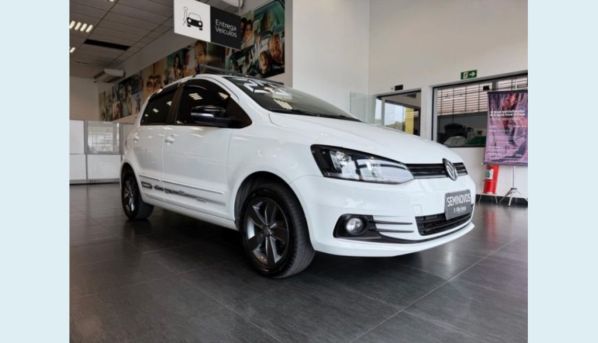 VOLKSWAGEN FOX 1.6 MSI TOTAL FLEX CONNECT 4P MANUAL - BRANCO - 2020 Foto 1 (Grande)