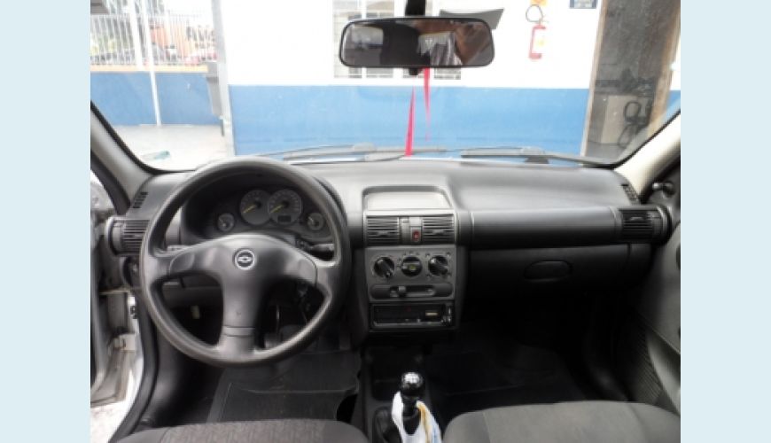CHEVROLET CORSA CLASSIC 1.0 MPFI LIFE 8V ALCOOL 4P - PRATA - 2005 Foto 1 (Grande)