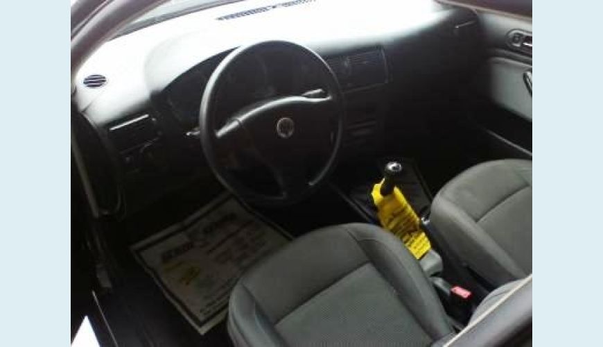 VOLKSWAGEN GOLF 4P 1.6 FLEX - PRETO - 2010 Foto 1 (Grande)