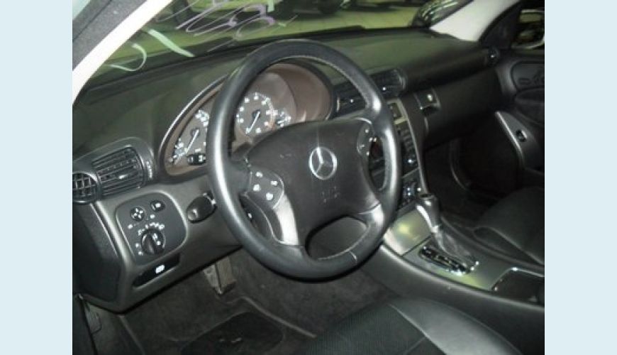 MERCEDES-BENZ C 300 4P - PRATA - 2005 Foto 1 (Grande)