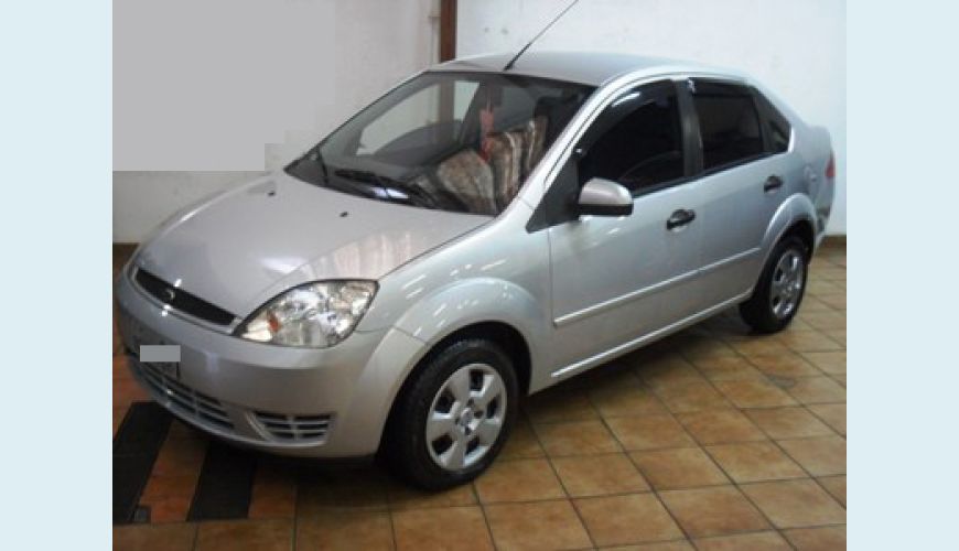 FORD FIESTA SEDAN 1.6 FLEX - PRATA - 2005 Foto 1 (Grande)