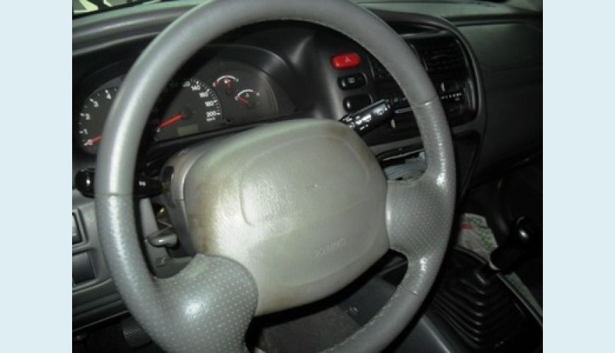 CHEVROLET TRACKER TB 4X4 - PRATA - 2004 Foto 2 (Grande)