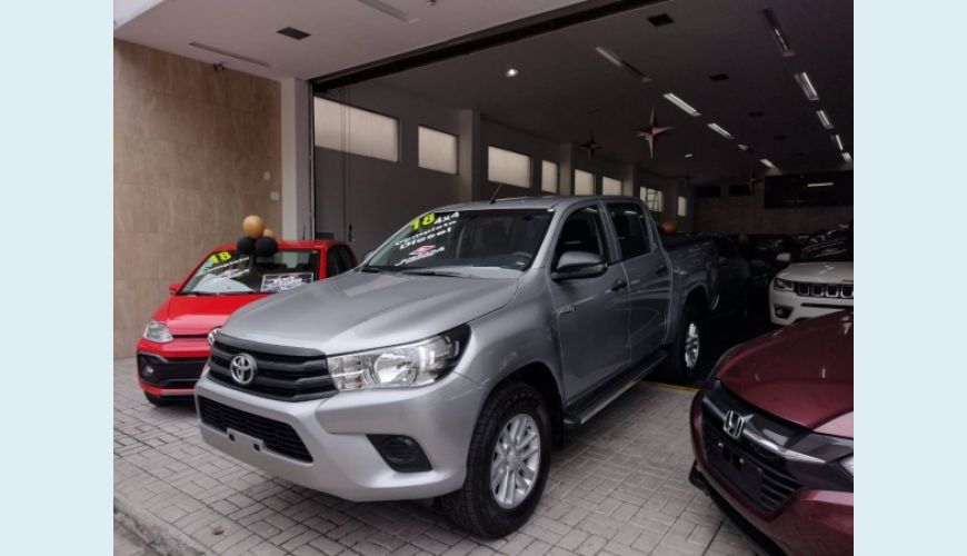 TOYOTA HILUX 2.8 NARROW 4X4 CD 16V DIESEL 4P - PRATA - 2018 Foto 2 (Grande)