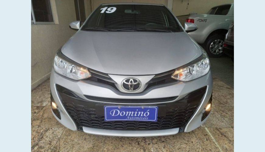 TOYOTA YARIS 1.5 16V FLEX XS MULTIDRIVE - PRATA - 2019 Foto 2 (Grande)