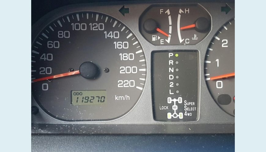 MITSUBISHI PAJERO TR4 2.0 4X4 16V 131CV 4P AUT. - PRETO - 2006 Foto 2 (Grande)