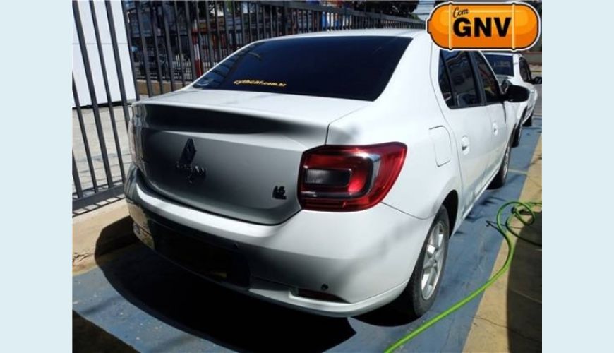 RENAULT LOGAN 1.6 DYNAMIQUE 8V FLEX 4P AUT. - BRANCO - 2015 Foto 2 (Grande)