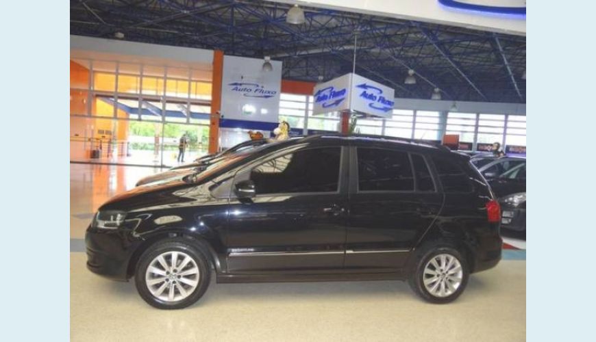VOLKSWAGEN SPACEFOX 1.6 MI SPORTLINE 8V FLEX 4P AUT. - PRETO - 2011 Foto 2 (Grande)