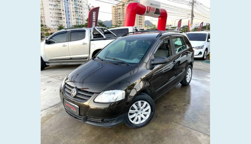 VOLKSWAGEN SPACEFOX 1.6 MI 8V FLEX 4P - CINZA - 2008 Foto 2 (Grande)