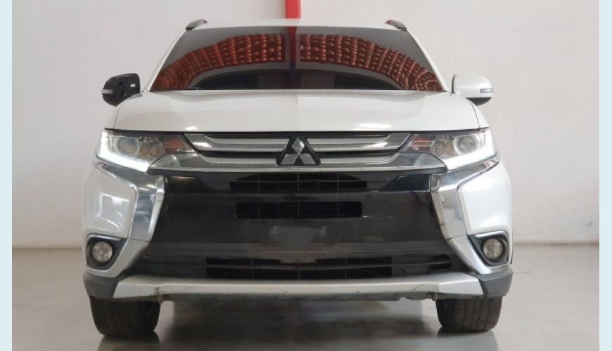 MITSUBISHI OUTLANDER 2.0 16V 4P AUT. - BRANCO - 2016 Foto 2 (Grande)