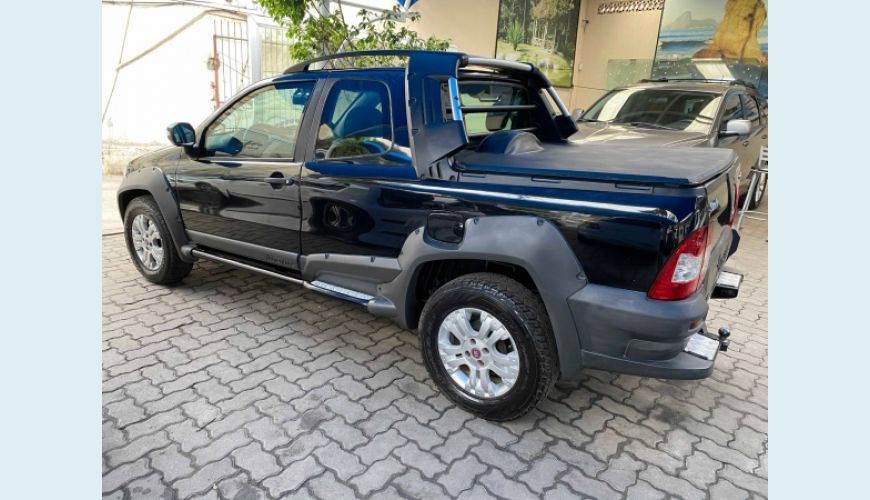 FIAT STRADA 1.8 MPI ADVENTURE LOCKER CD 16V FLEX 2P - PRETO - 2012 Foto 2 (Grande)