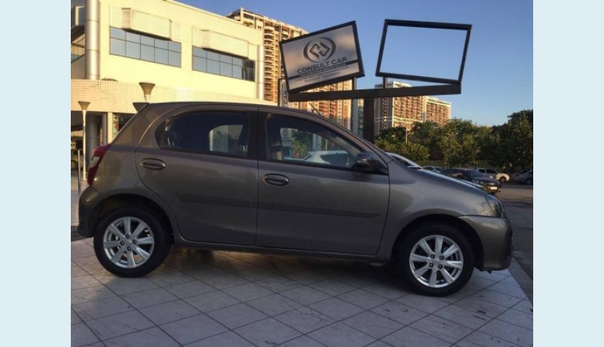 TOYOTA ETIOS 1.5 X PLUS 16V FLEX 4P - CINZA - 2019 Foto 2 (Grande)