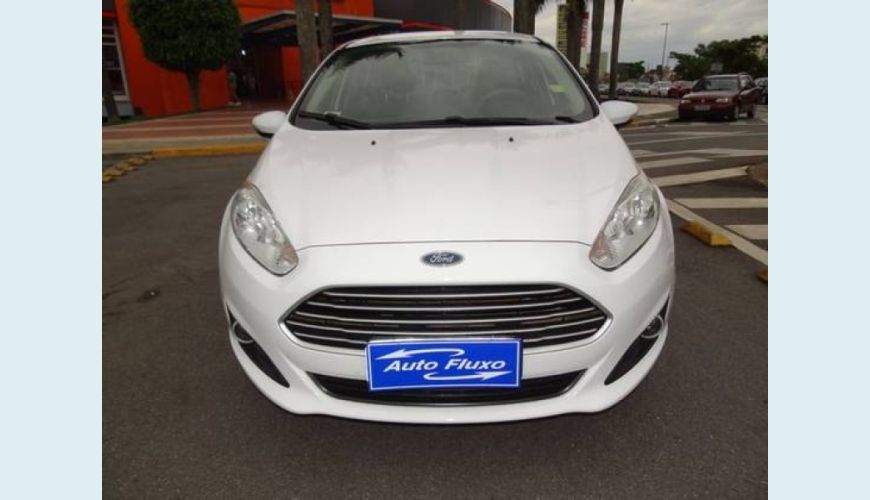 FORD FIESTA 1.6 SEL SEDAN 16V FLEX 4P POWERSHIFT - BRANCO - 2017 Foto 2 (Grande)