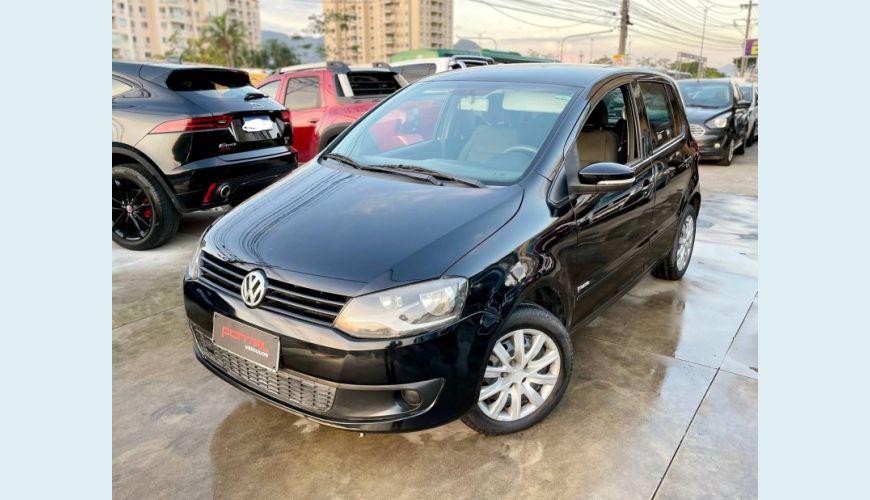 VOLKSWAGEN FOX 1.6 MI 8V FLEX 4P - PRETO - 2012 Foto 2 (Grande)
