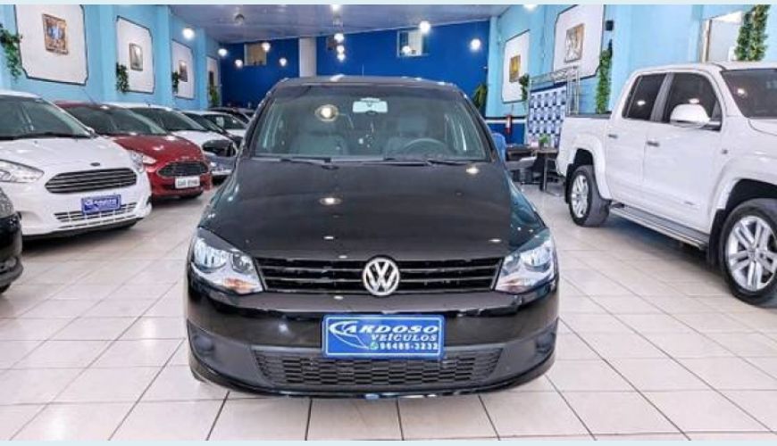 VOLKSWAGEN FOX 1.0 MI 8V FLEX 4P - PRETO - 2013 Foto 2 (Grande)