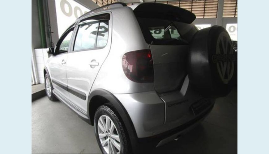 VOLKSWAGEN CROSSFOX 1.6 MI FLEX 8V 4P AUT. - PRATA - 2014 Foto 2 (Grande)