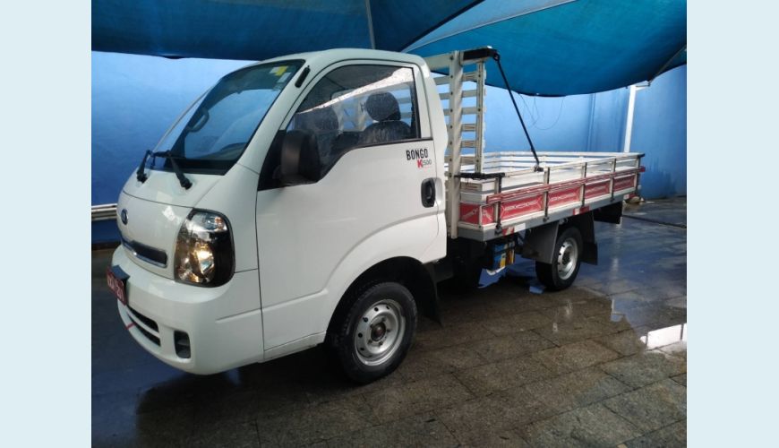 KIA BONGO 2.5 TD DIESEL STD CS - BRANCO - 2018 Foto 2 (Grande)