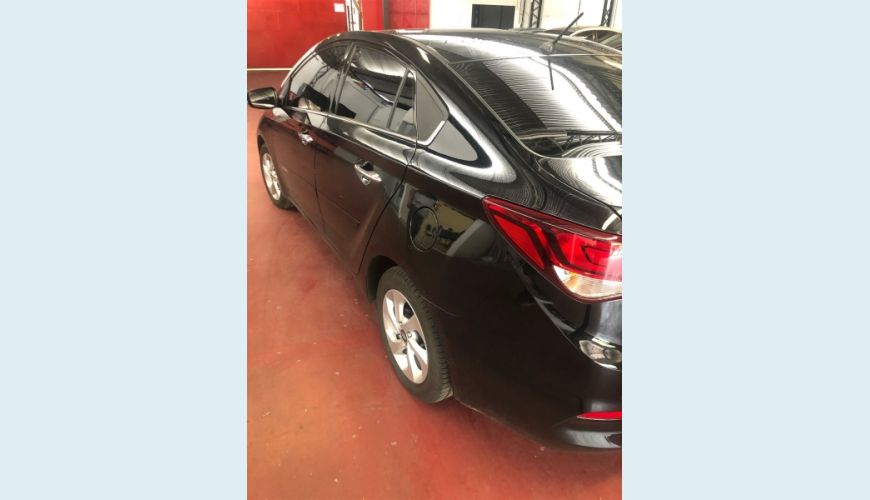 HYUNDAI HB 20S 1.6 PREMIUM 16V FLEX 4P AUT. - PRETO - 2017 Foto 2 (Grande)