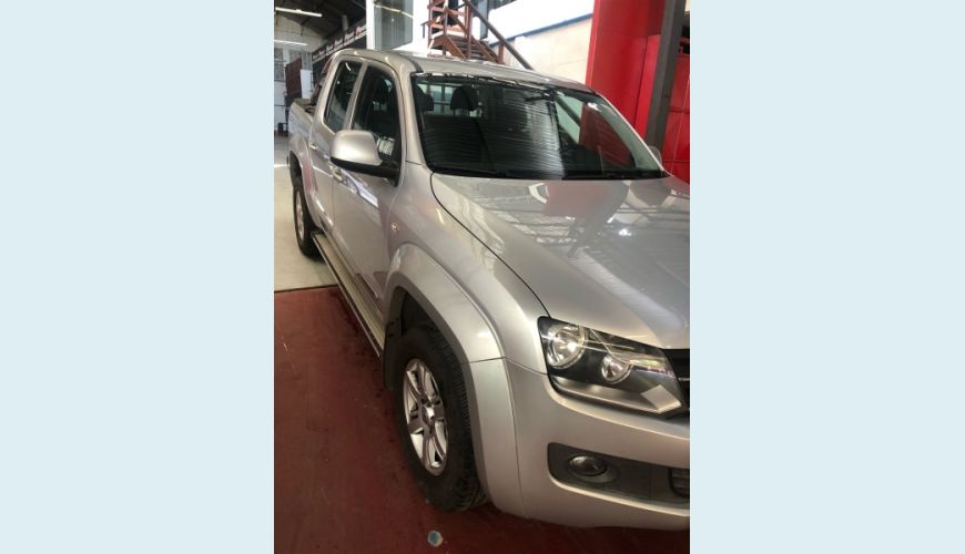 VOLKSWAGEN AMAROK 2.0 TRENDLINE 4X4 CD 16V TURBO INTERCOOLER DIESEL 4P AUT. - PRATA - 2014 Foto 2 (Grande)
