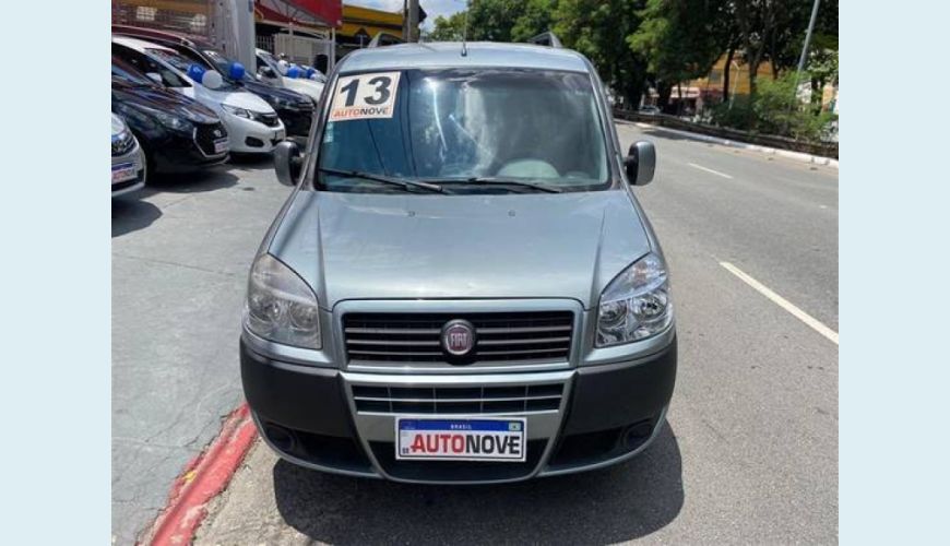 FIAT DOBLO 1.4 MPI ATTRACTIVE 8V FLEX 4P - CINZA - 2013 Foto 2 (Grande)